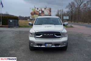 Dodge Ram 2017 5.7 390 KM