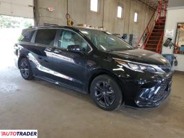 Toyota Sienna 2024 2