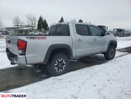 Toyota Tacoma 2019 3