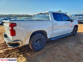 Chevrolet Silverado 2021 3