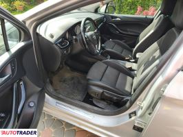 Opel Astra 2016 1.6 136 KM