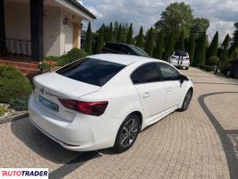 Toyota Avensis 2016 2.0 143 KM