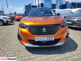 Peugeot 2008 2021 1.2 102 KM