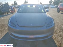 Tesla Model 3 2025
