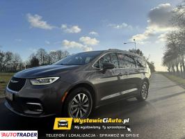 Chrysler Pacifica 2021 3.6 291 KM