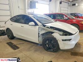 Tesla Model Y 2026
