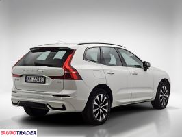 Volvo XC60 2023 2.0 197 KM