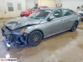 Nissan Altima - zobacz ofertę