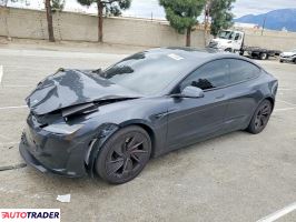 Tesla Model 3 2025