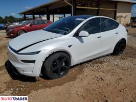 Tesla Model Y 2026