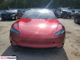 Tesla Model 3 2024