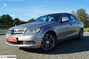 Mercedes C-klasa - zobacz ofertę Mercedes C-klasa - zobacz ofertę