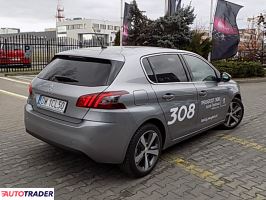 Peugeot 308 2018 1.2 110 KM Peugeot 308 2018 1.2 110 KM