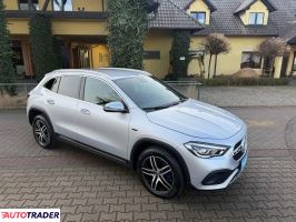 Mercedes GLA 2021 1.3 160 KM