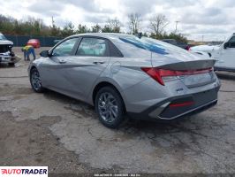 Hyundai Elantra 2025 1