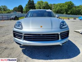 Porsche Cayenne 2021 3
