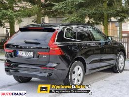 Volvo XC60 2021 2.0 197 KM