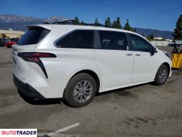 Toyota Sienna 2025 2