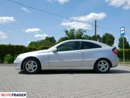 Mercedes C-klasa 2001 2.0 129 KM