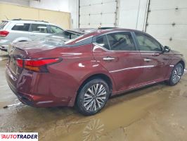 Nissan Altima 2024 2