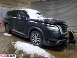 Nissan Pathfinder 2022 3