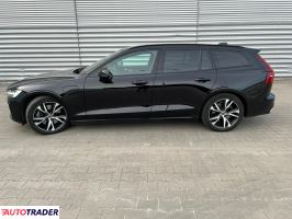Volvo V60 2020 2.0 390 KM