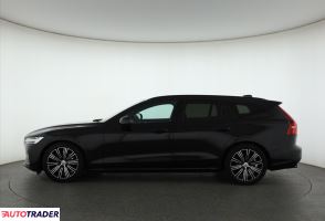 Volvo V60 2021 2.0 194 KM