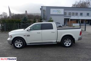 Dodge Ram 2017 5.7 390 KM