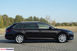 Skoda Superb 2016 1.4 150 KM