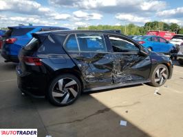 Volkswagen Golf 2024 2