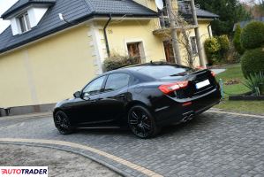 Maserati Ghibli 2017 3.0 350 KM