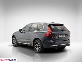 Volvo XC60 2022 2.0 197 KM