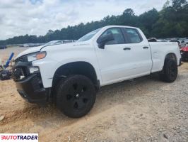Chevrolet Silverado 2020 4