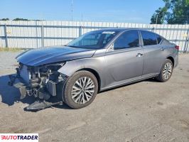 Nissan Altima 2025 2