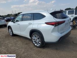 Toyota Highlander 2022 3