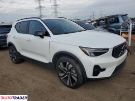 Volvo XC40 2024 2