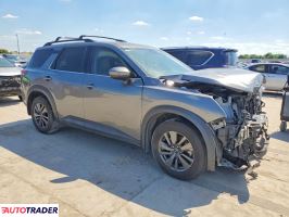 Nissan Pathfinder 2022 3