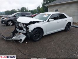 Chrysler 300C 2020 3