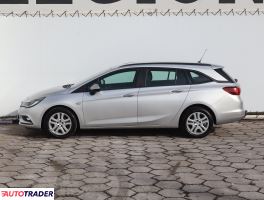 Opel Astra 2018 1.6 134 KM