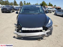 Tesla Model Y 2022 Tesla Model Y 2022