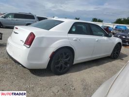 Chrysler 300C 2023 3