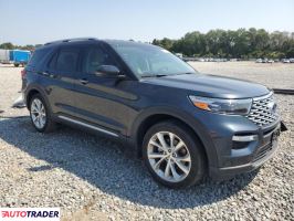 Ford Explorer 2022 3