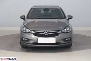 Opel Astra 2017 1.4 147 KM