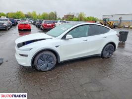 Tesla Model Y 2026