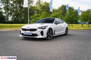 Kia Stinger 2018 3.3 364 KM