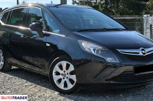 Opel Zafira 2014 1.4 140 KM