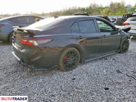Toyota Camry 2021 3