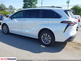 Toyota Sienna 2023 2
