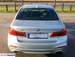 BMW 540 2019 3.0 340 KM