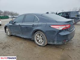 Toyota Camry 2020 3